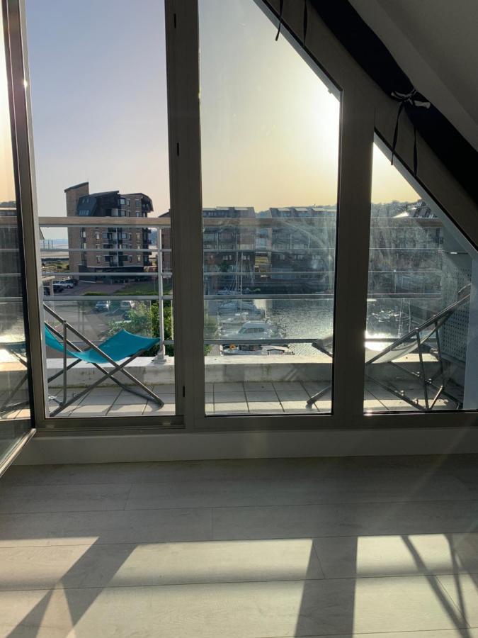 Blue Bay Studio Terrasse Deauville Exterior photo